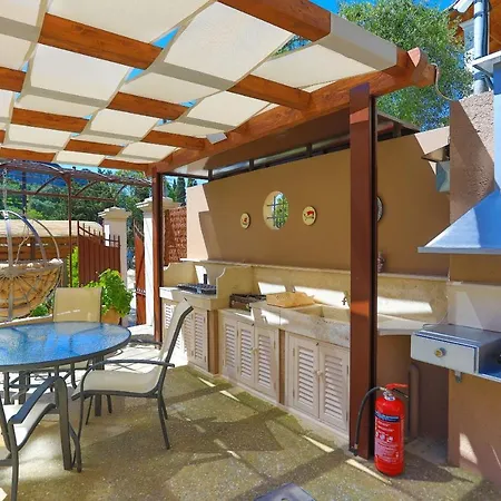 Kadith Agios Gordios Holiday home