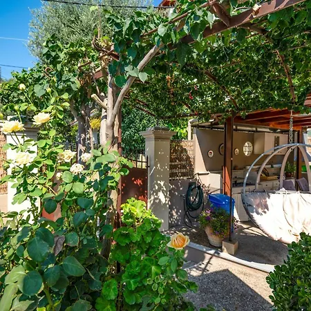 Kadith Agios Gordios Holiday home